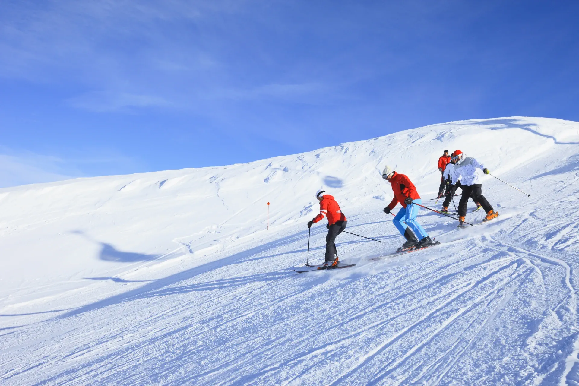 Skifahrer auf der Piste